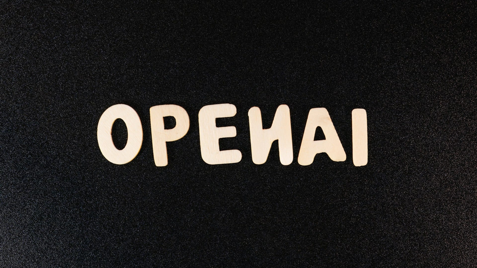 现象级应用?OpenAI Sora视频生成工具上线48小时下载量突破16万次,登临榜单第三